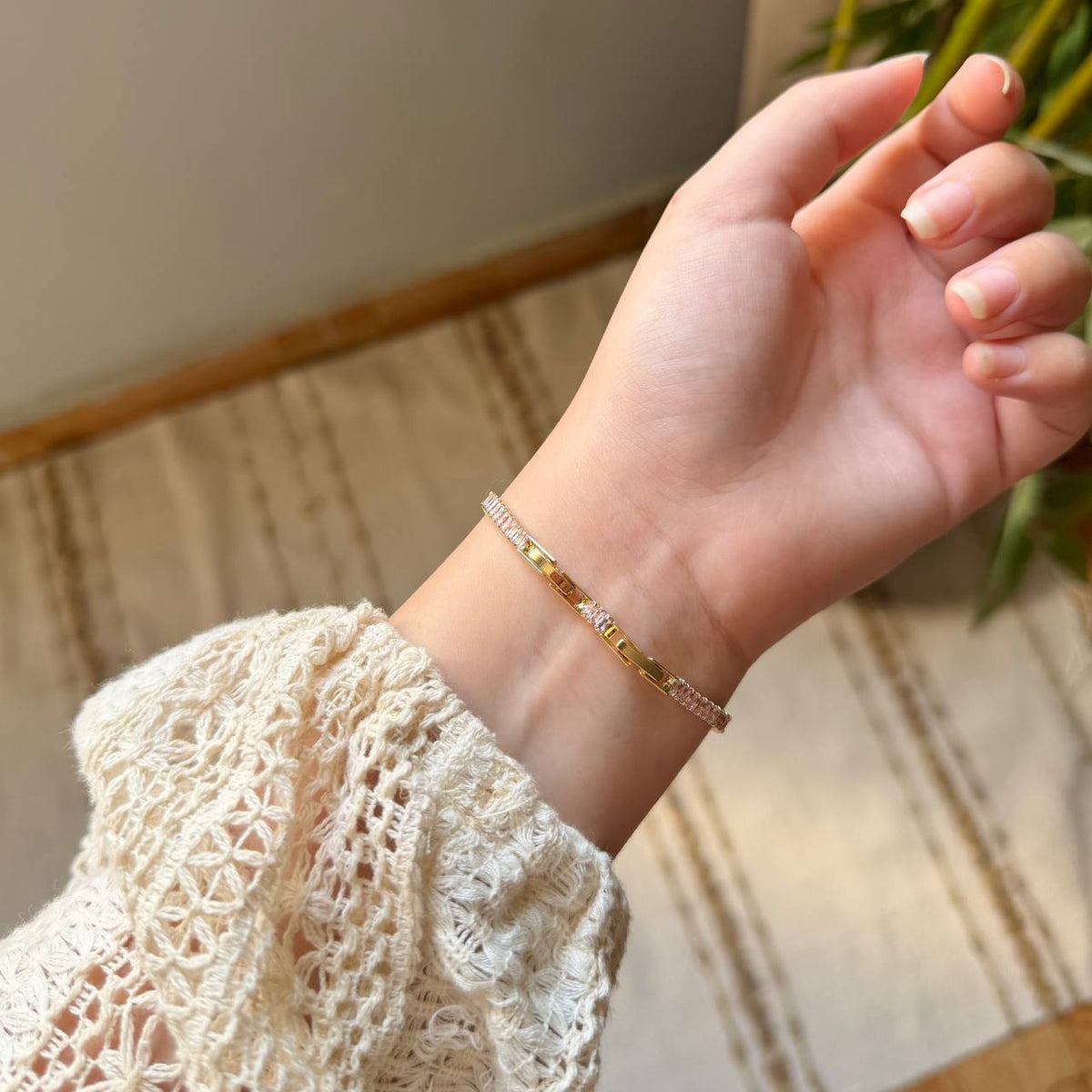PINKY LOBES BRACELET