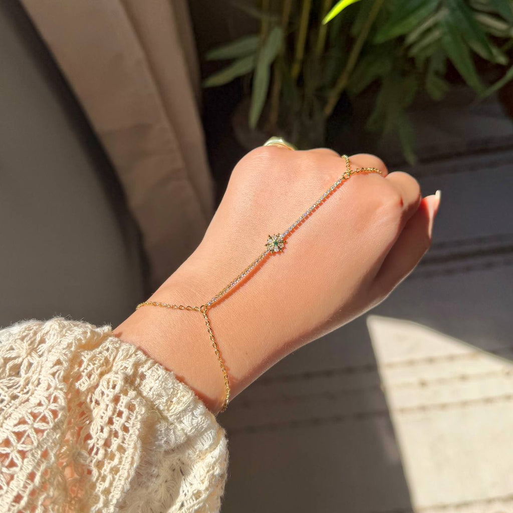 FLOWER HAND CHAIN