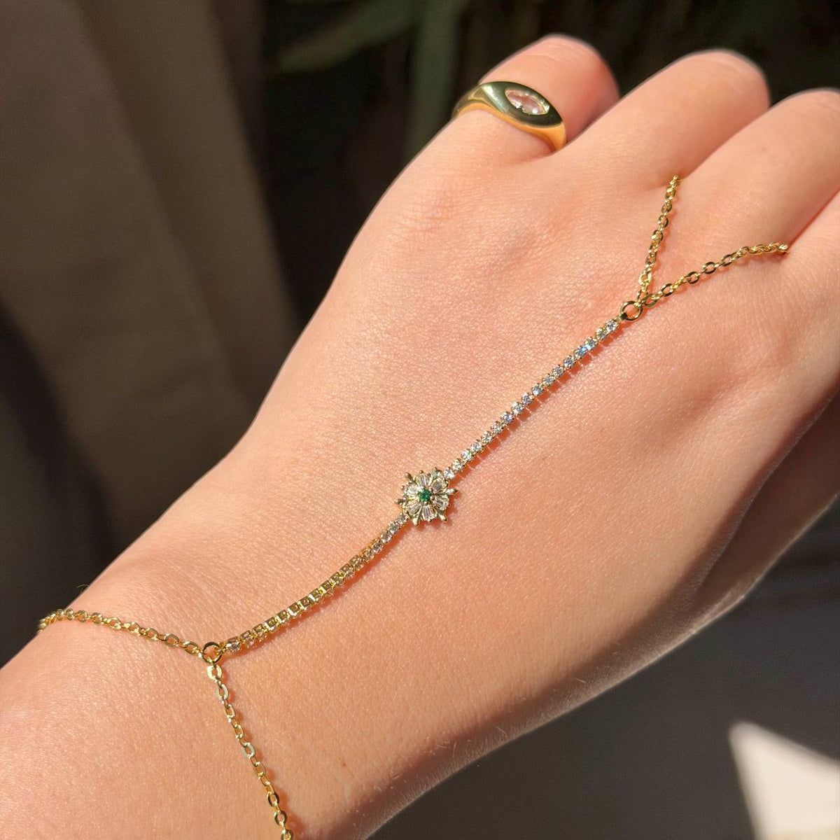FLOWER HAND CHAIN