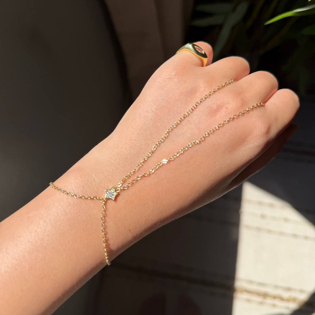 DIAMOND HAND CHAIN