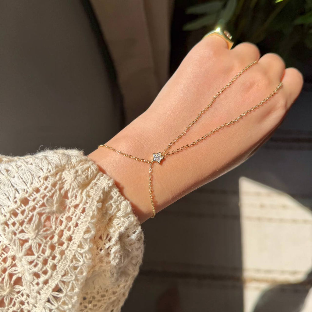 DIAMOND HAND CHAIN