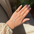 CLOVER HAND CHAIN