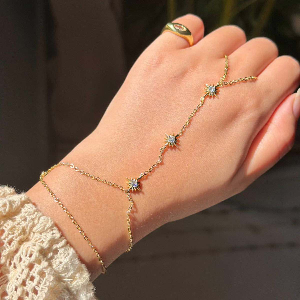SUNFLOWER HAND CHAIN