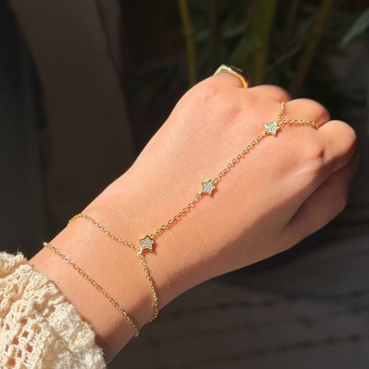 STARRY HAND CHAIN