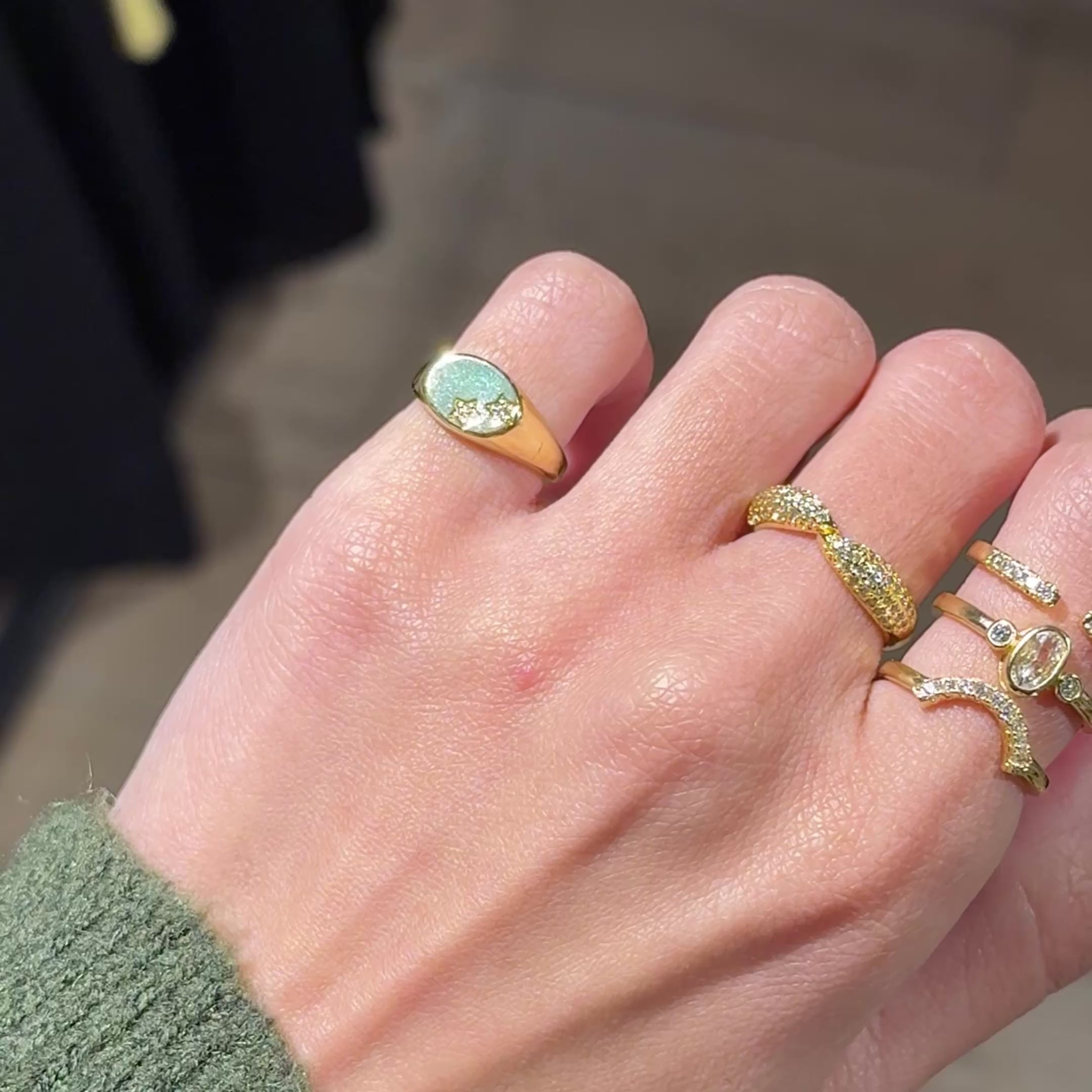 PINKY RING