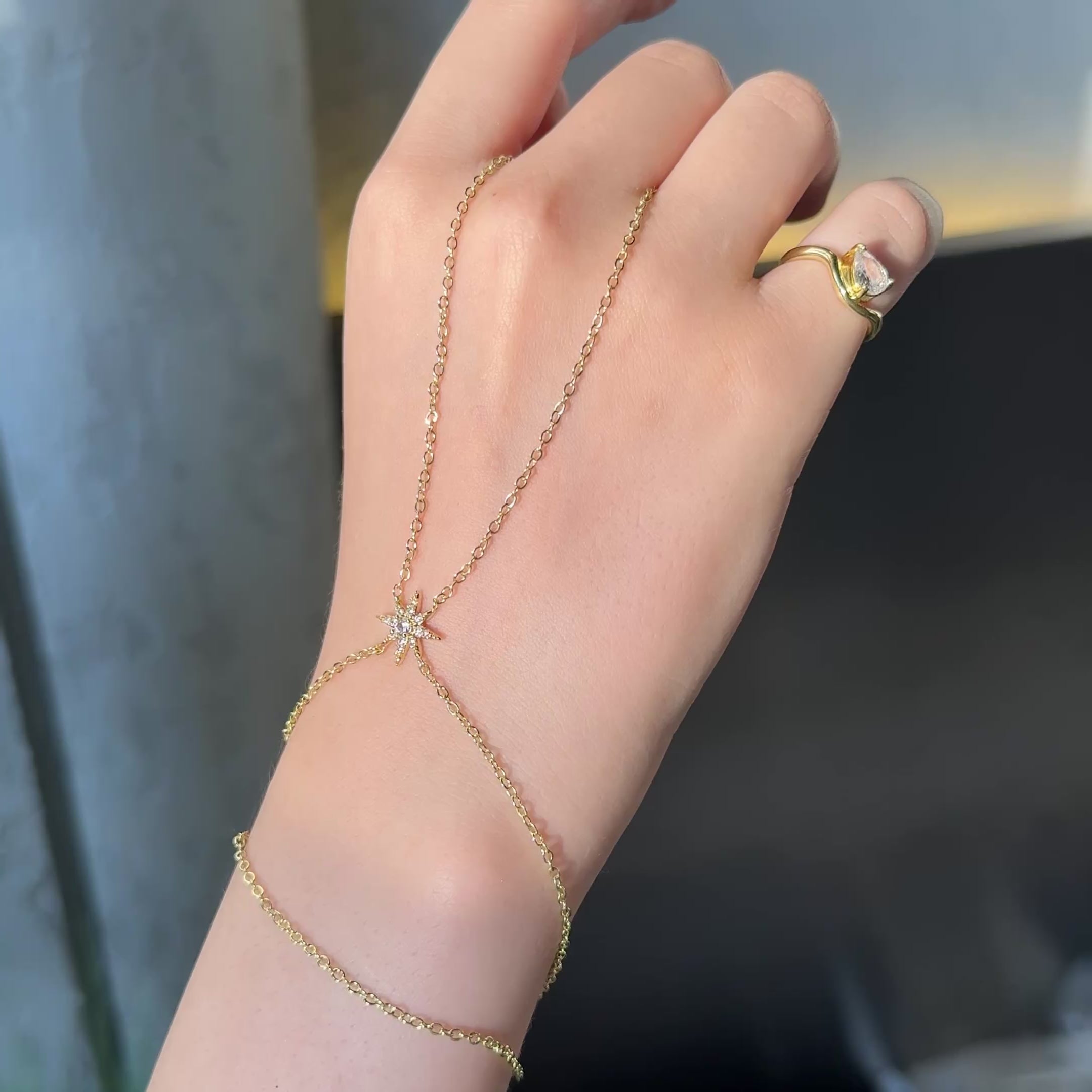 Hand chain