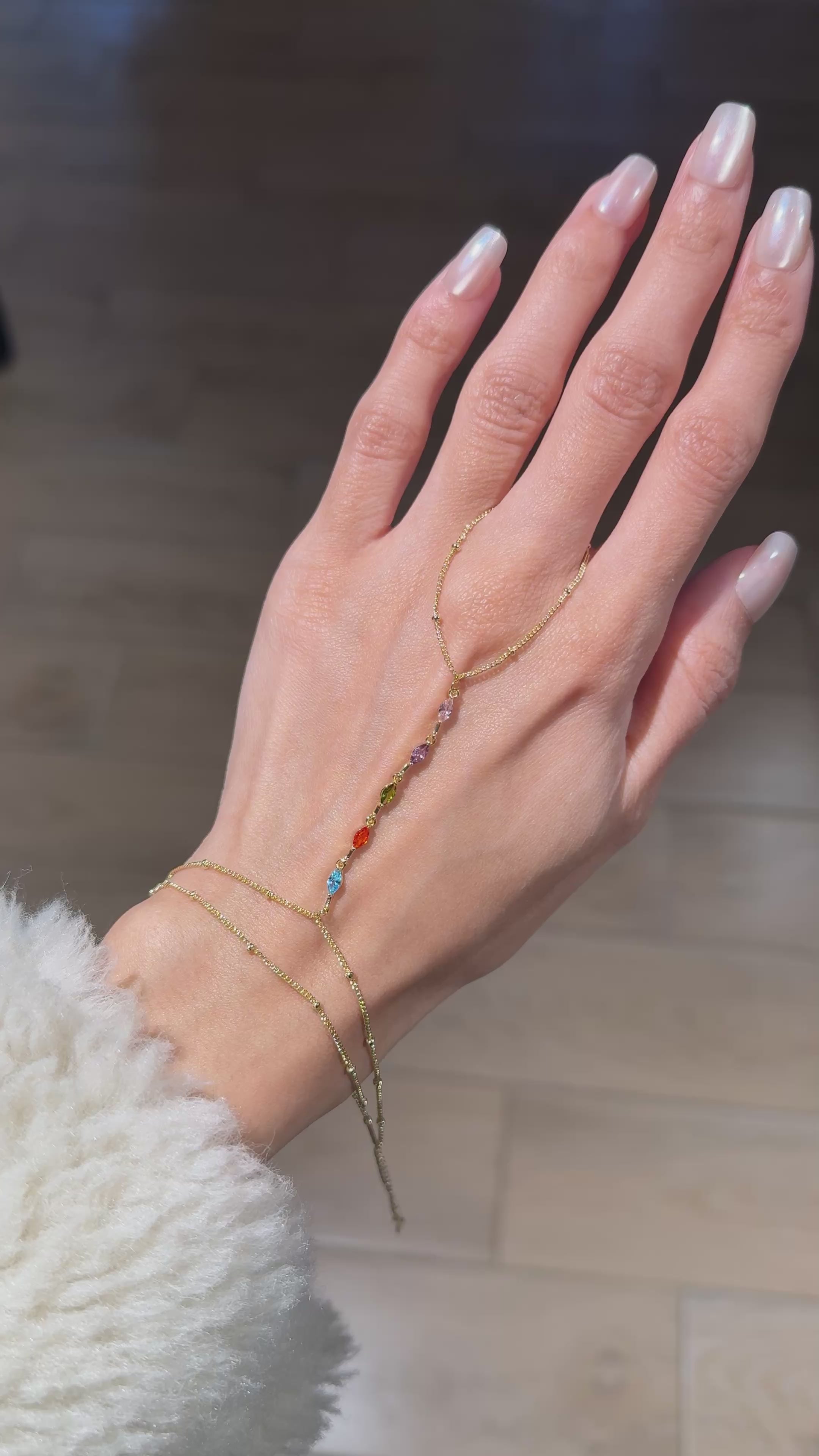 Summery handchain