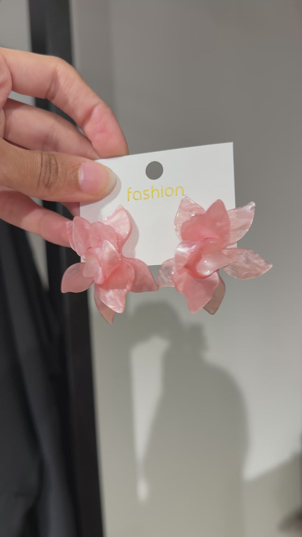 Marble flower earring