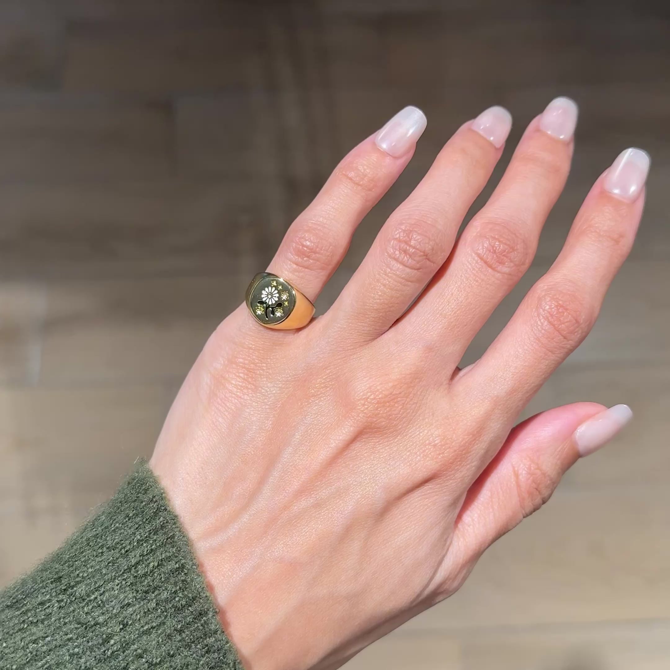 FLOWER PINKY RING