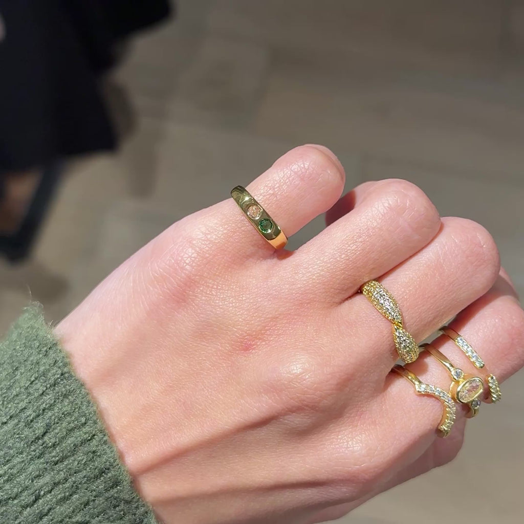 COLORS SOTNES PINKY RING