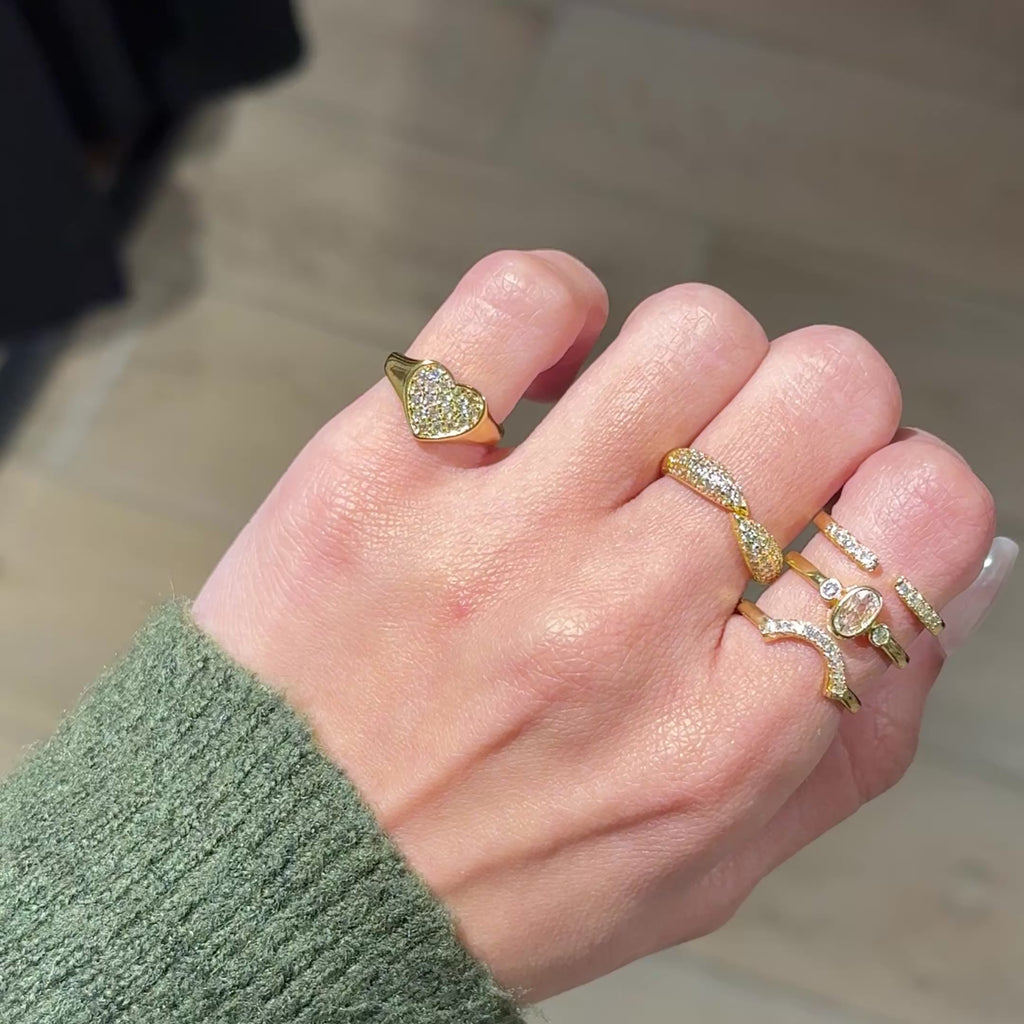STARY HEART PINKY RING