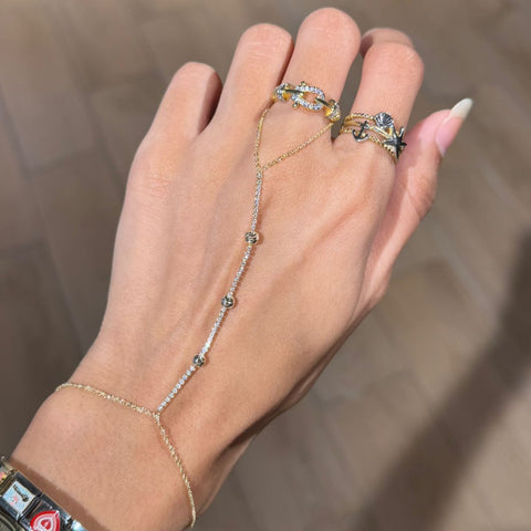 Dots hand chain