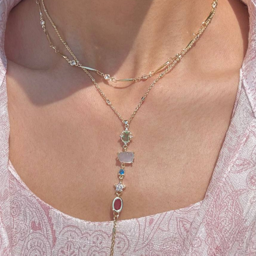 VÈRRA NECKLACE