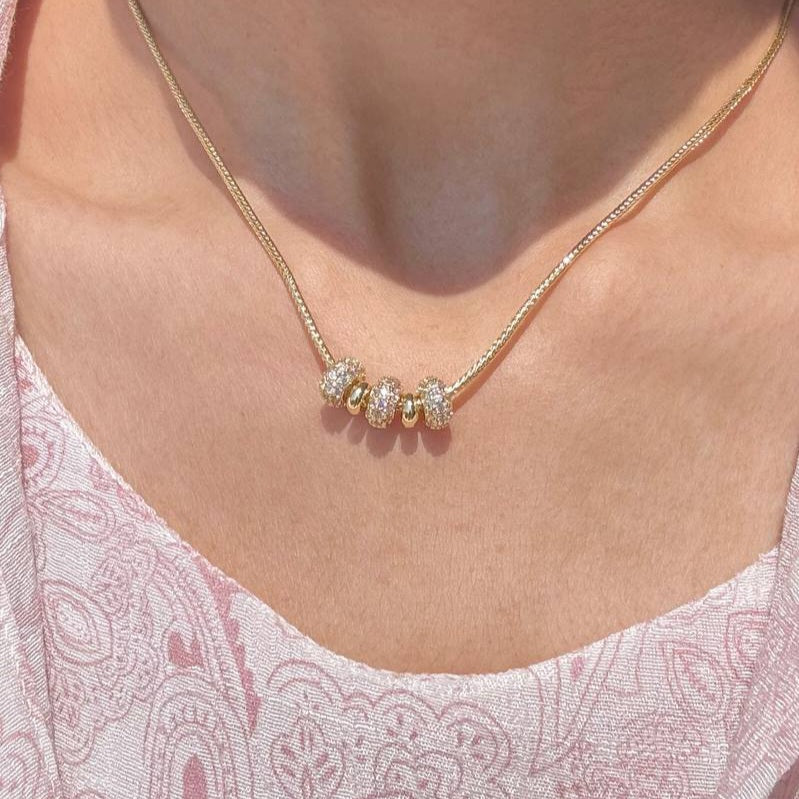 ELORA NECKLACE
