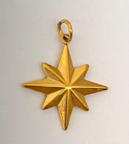 Chunky star charm